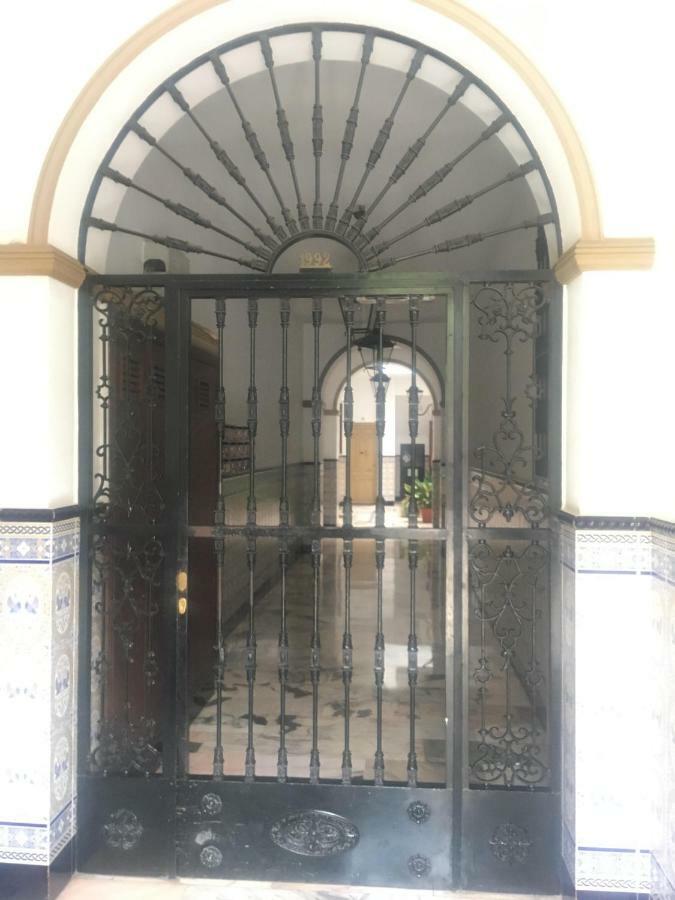 Hispalis Puerta Carmona Sevilha Exterior foto